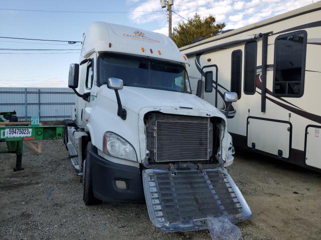  Salvage Freightliner Cascadia