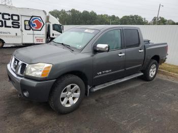  Salvage Nissan Titan