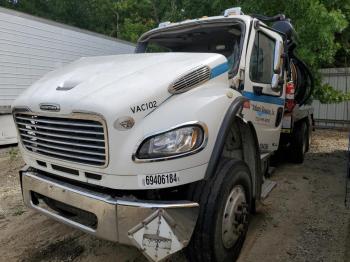  Salvage Freightliner M2 106 Med