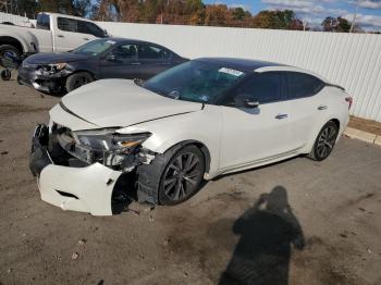  Salvage Nissan Maxima