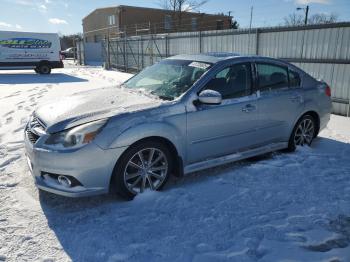  Salvage Subaru Legacy