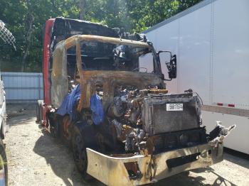  Salvage Volvo Vnl