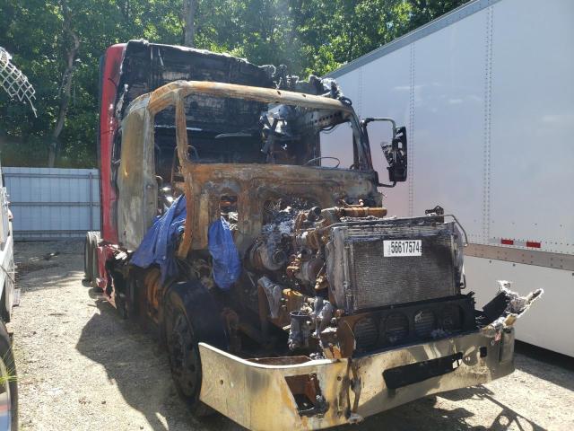  Salvage Volvo Vnl