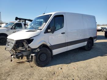  Salvage Mercedes-Benz Sprinter