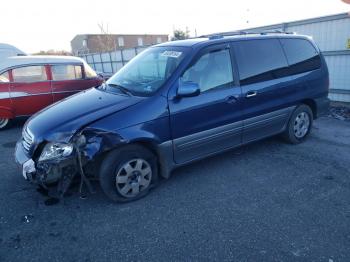  Salvage Kia Sedona