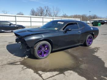  Salvage Dodge Challenger