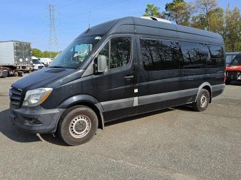  Salvage Mercedes-Benz Sprinter