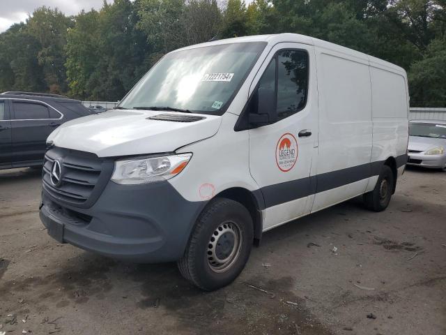  Salvage Mercedes-Benz Sprinter