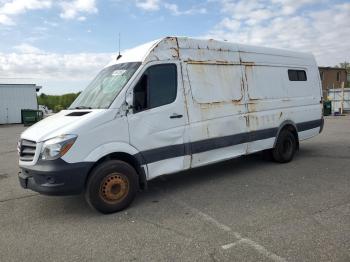  Salvage Mercedes-Benz Sprinter