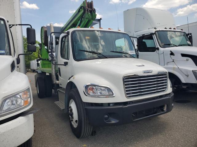  Salvage Freightliner M2 106 Med