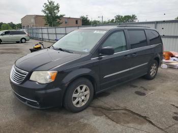  Salvage Chrysler Minivan