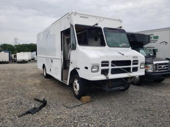  Salvage Freightliner Chassis M