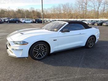  Salvage Ford Mustang