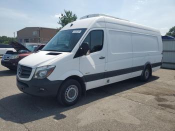  Salvage Mercedes-Benz Sprinter
