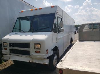  Salvage Freightliner Chassis M