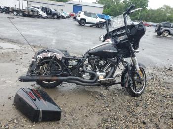  Salvage Harley-Davidson Fl