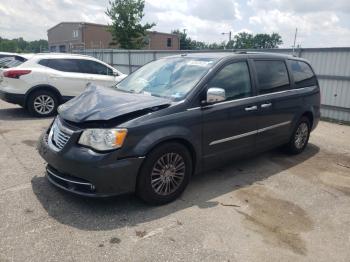  Salvage Chrysler Minivan