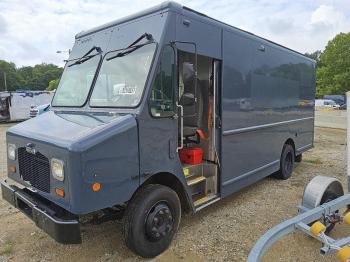  Salvage Freightliner Chassis M