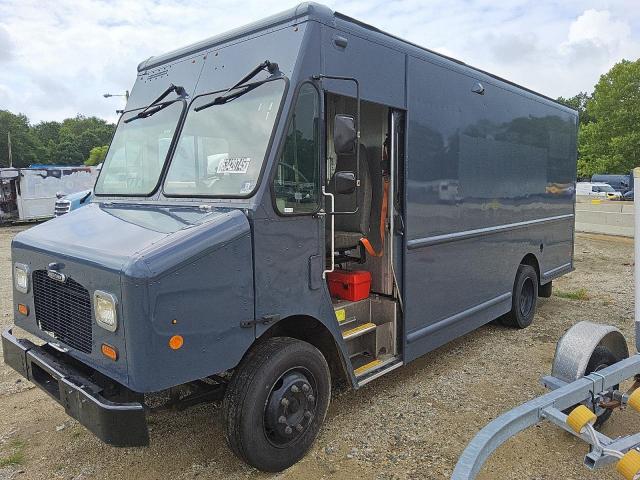  Salvage Freightliner Chassis M