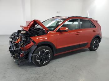  Salvage Kia Niro