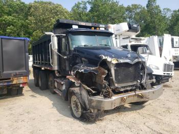  Salvage Mack Cv713