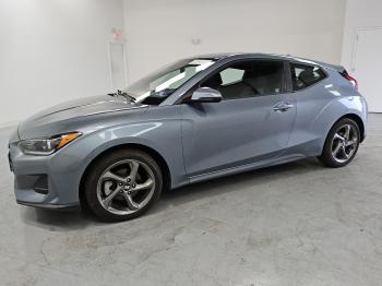  Salvage Hyundai VELOSTER