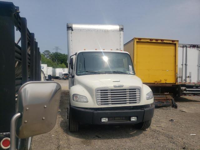  Salvage Freightliner M2 106 Med