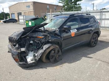  Salvage Jeep Grand Cherokee