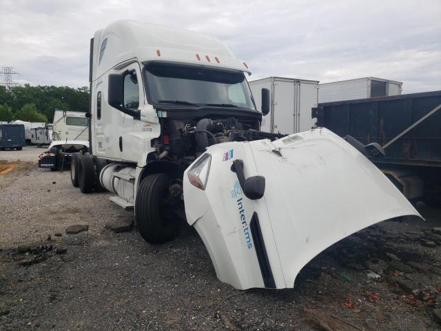  Salvage Freightliner Cascadia 1