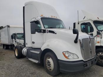  Salvage Kenworth T680