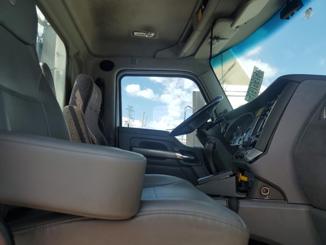 Kenworth T680 T680 Image 4