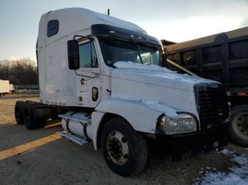  Salvage Freightliner Century120