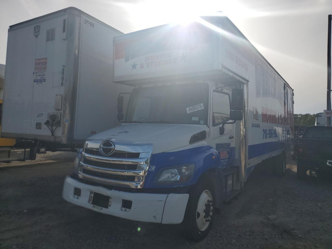 Hino 258 268 Image 3