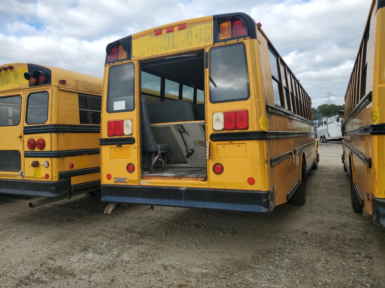 Freightliner Saf-t-line B2b Image 9