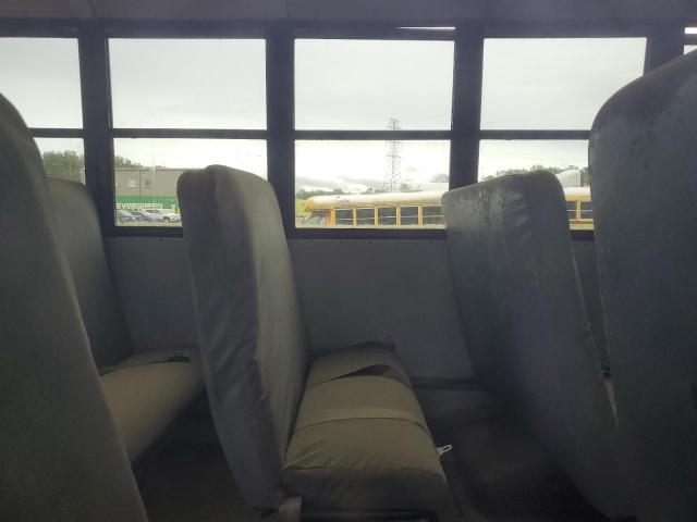 Freightliner Saf-t-line B2b Image 4