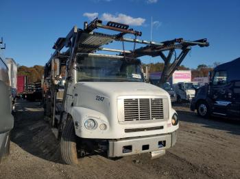  Salvage Freightliner Medium Con