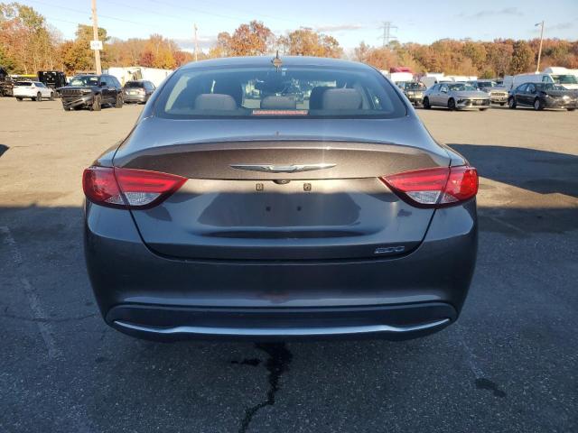 Chrysler 200 Limited Image 11