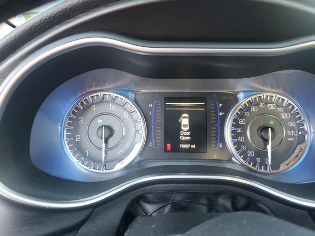 Chrysler 200 Limited Image 7