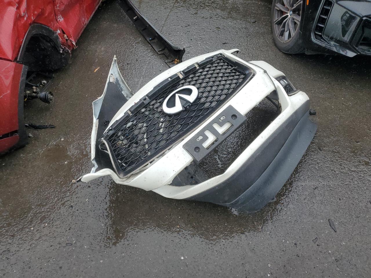 INFINITI Qx Luxe Image 12