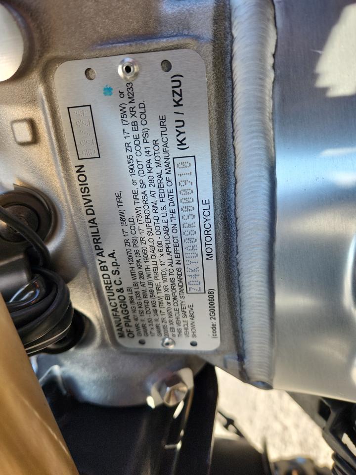 Aprilia RSV4 1100 1100 Image 5