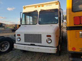  Salvage Workhorse Custom Cha Commercial