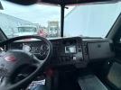 Peterbilt 335 Image 7