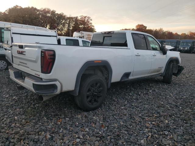 GMC Sierra K3500 At4 Image 4