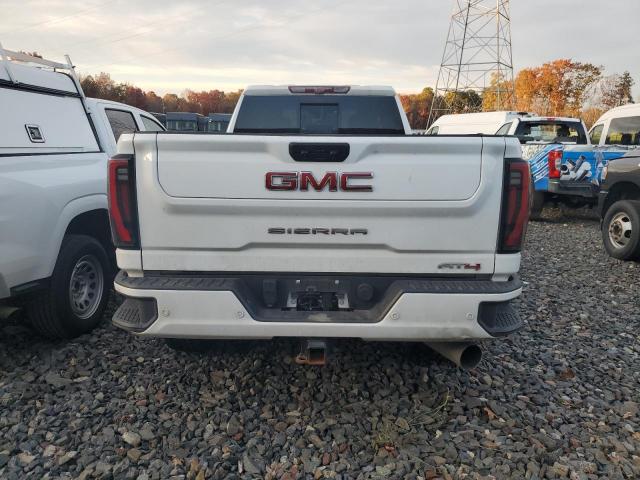 GMC Sierra K3500 At4 Image 10