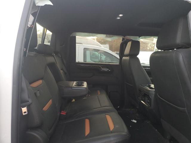 GMC Sierra K3500 At4 Image 8