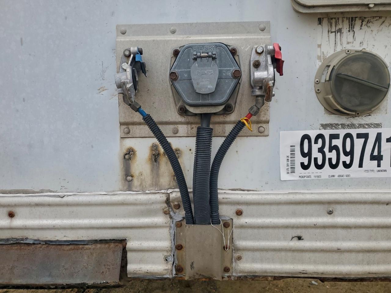 Utility 53  Trl Image 7