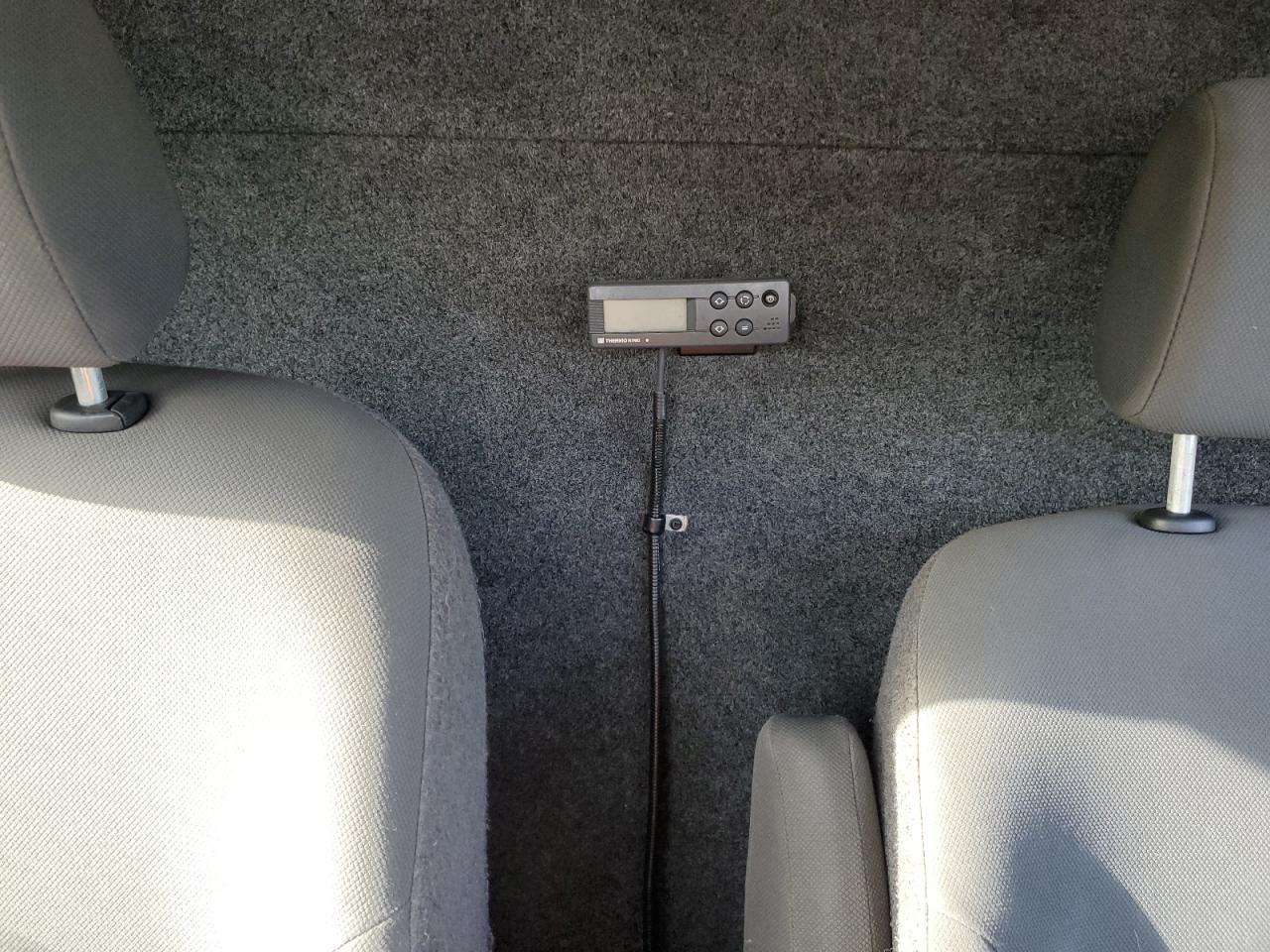 Nissan Nv 2.5s Image 10