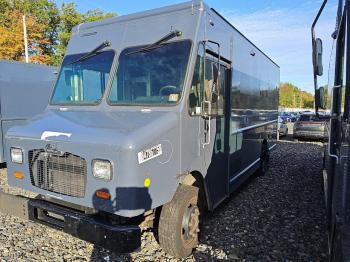  Salvage Freightliner Chassis M