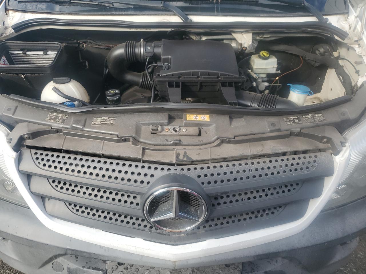 Mercedes-Benz Sprinter 2500 Image 12