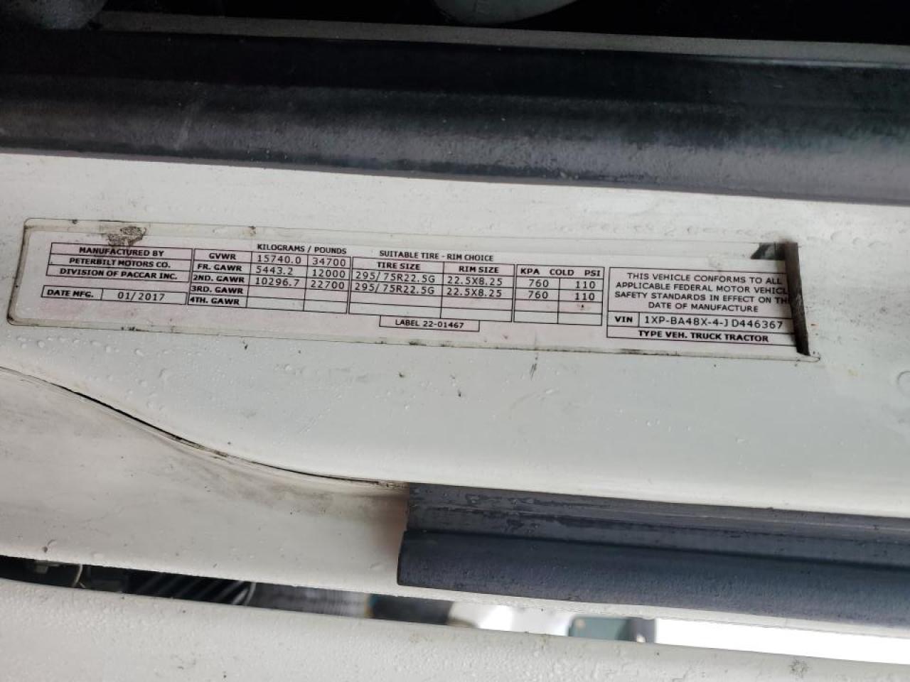 Peterbilt 579 Image 8